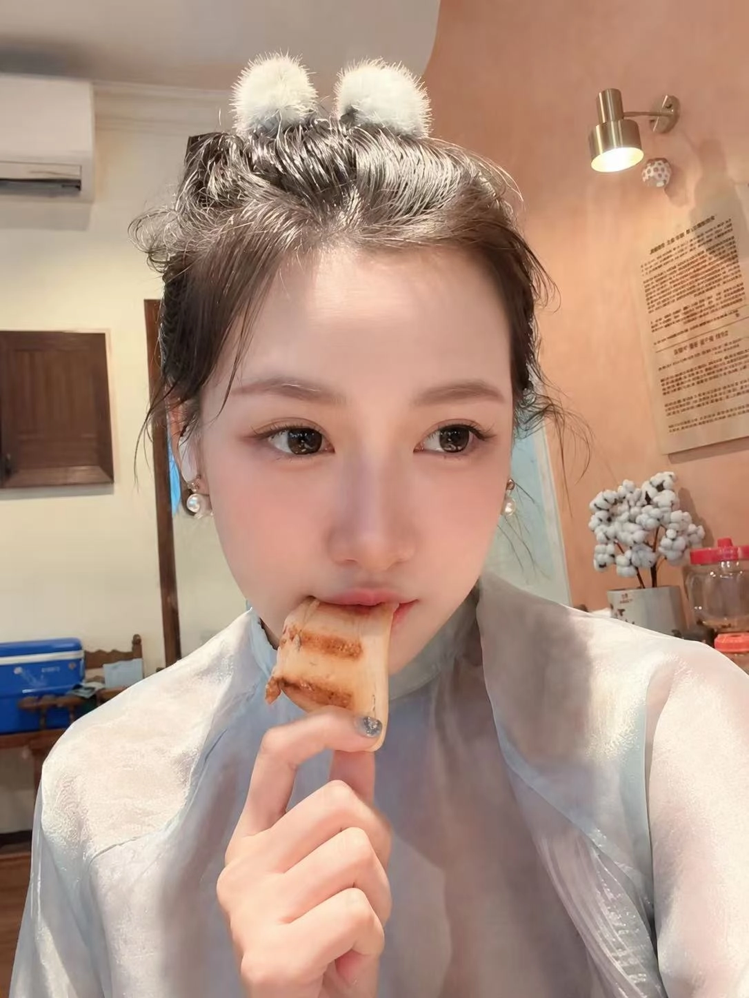 mimi胡志明个人照片3