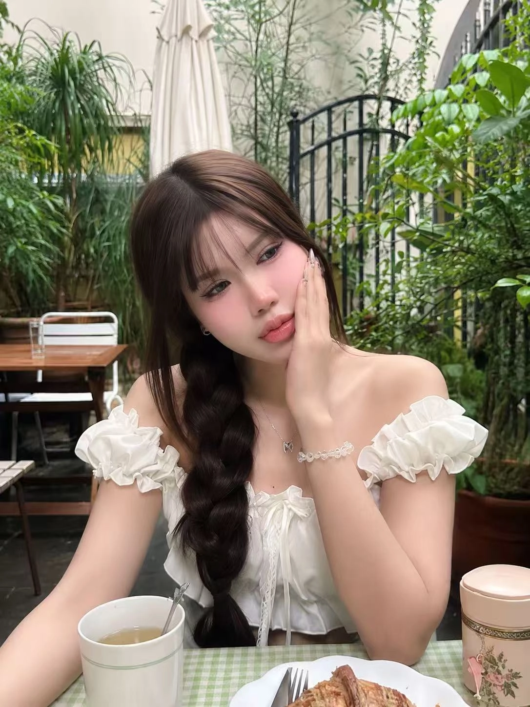 玉美胡志明个人照片1