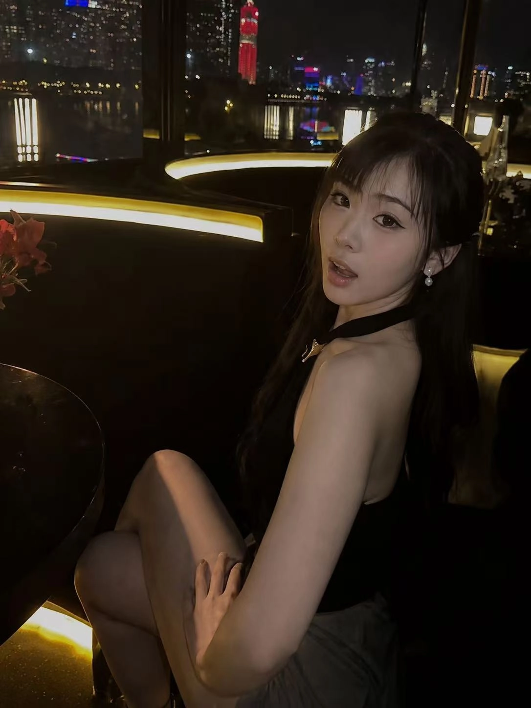 金银胡志明个人照片4