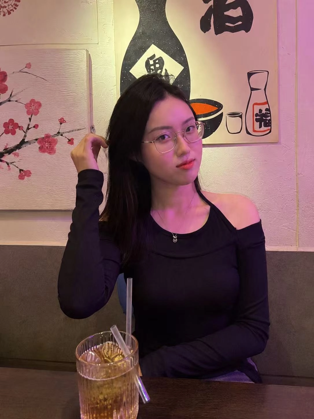 Hana胡志明个人照片1