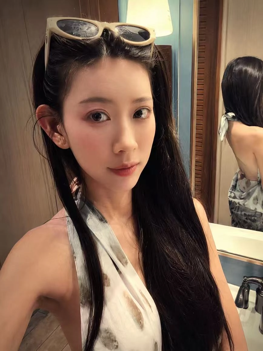 雪雪胡志明个人照片5