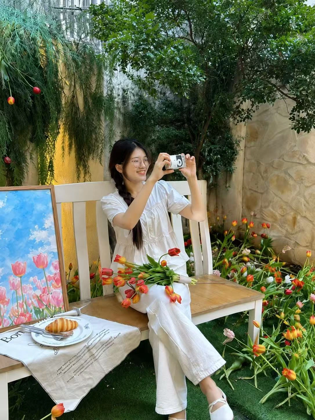 芳英胡志明个人照片2