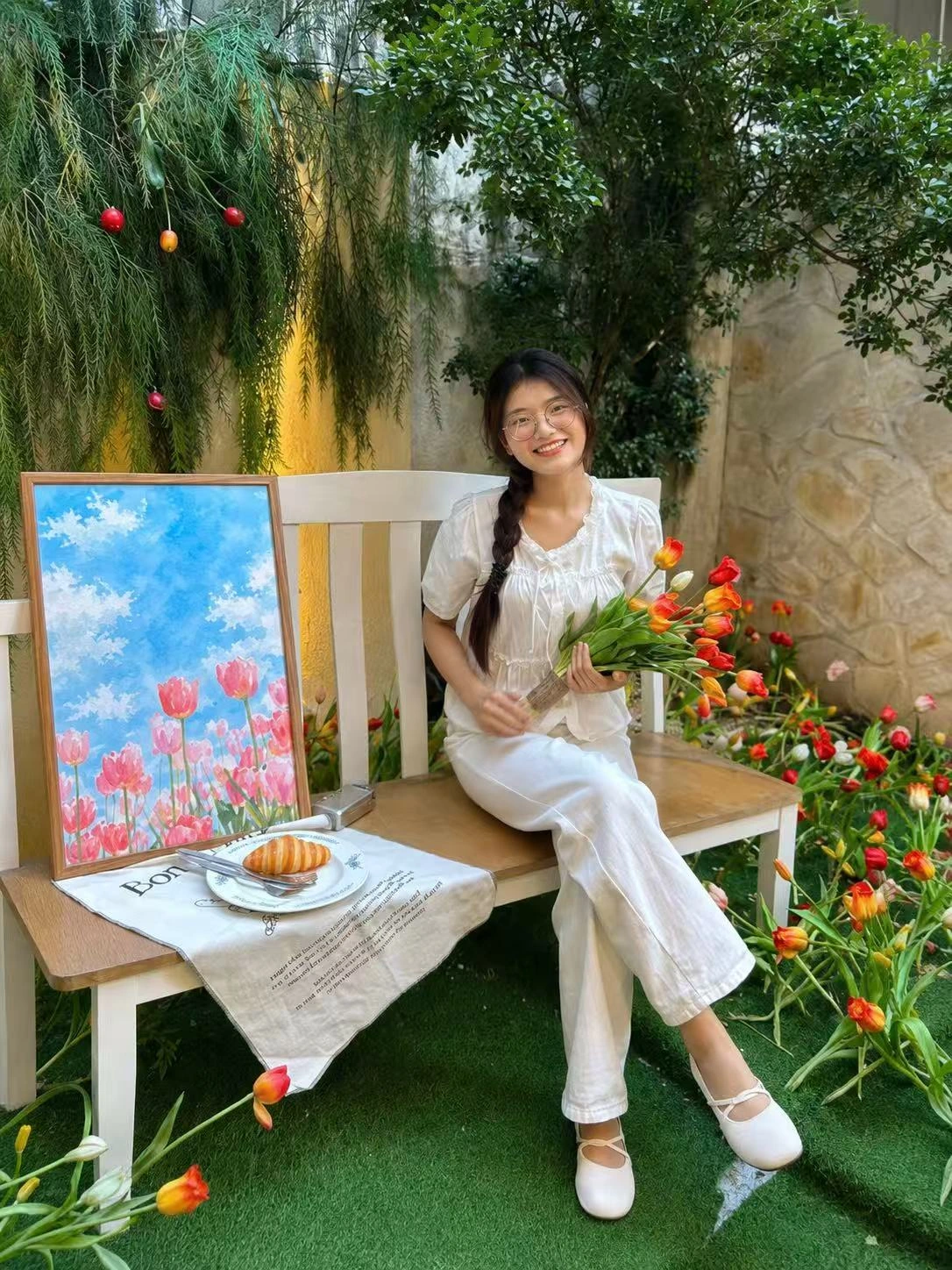 芳英胡志明个人照片1