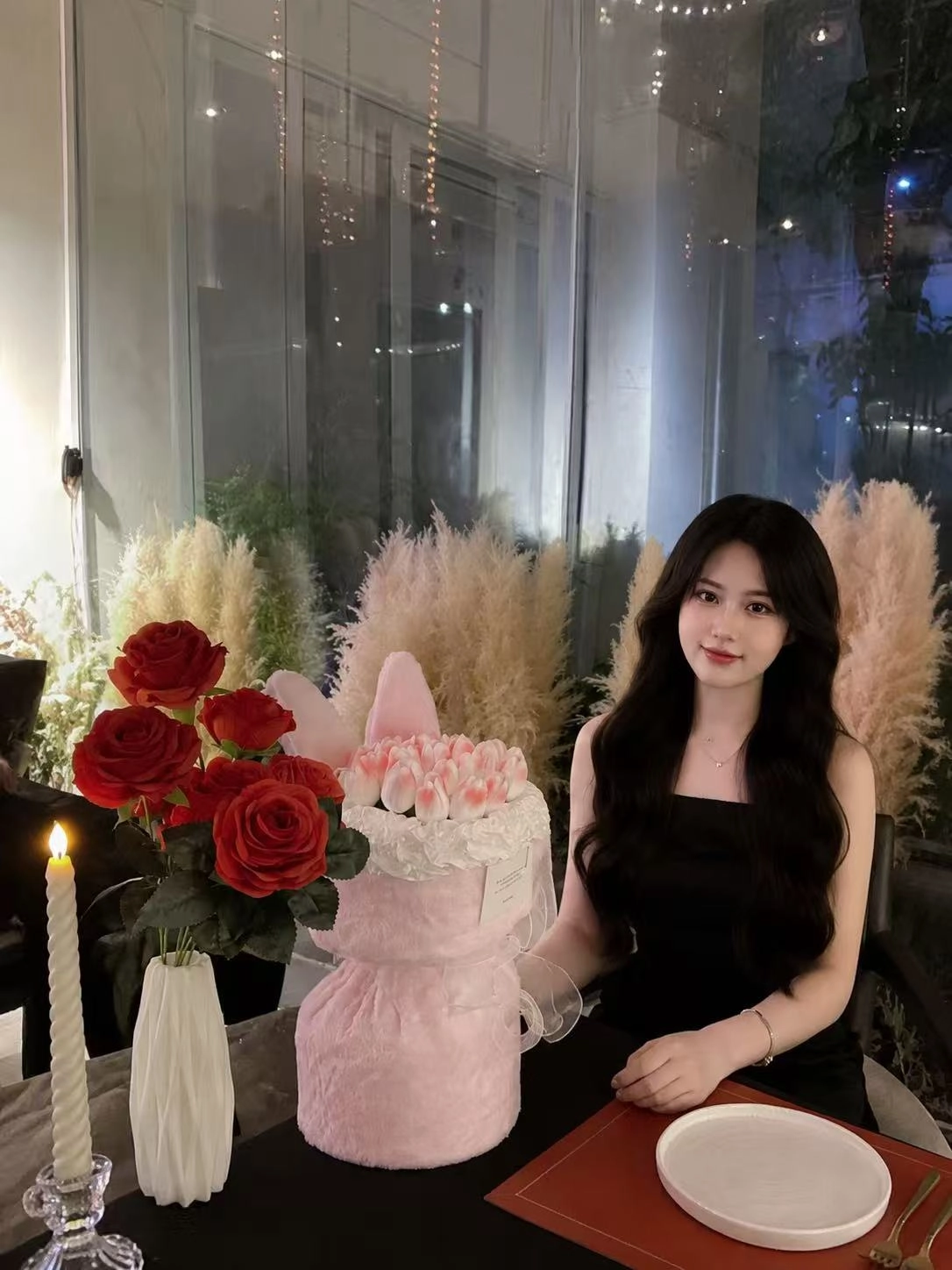 玲玲胡志明个人照片1