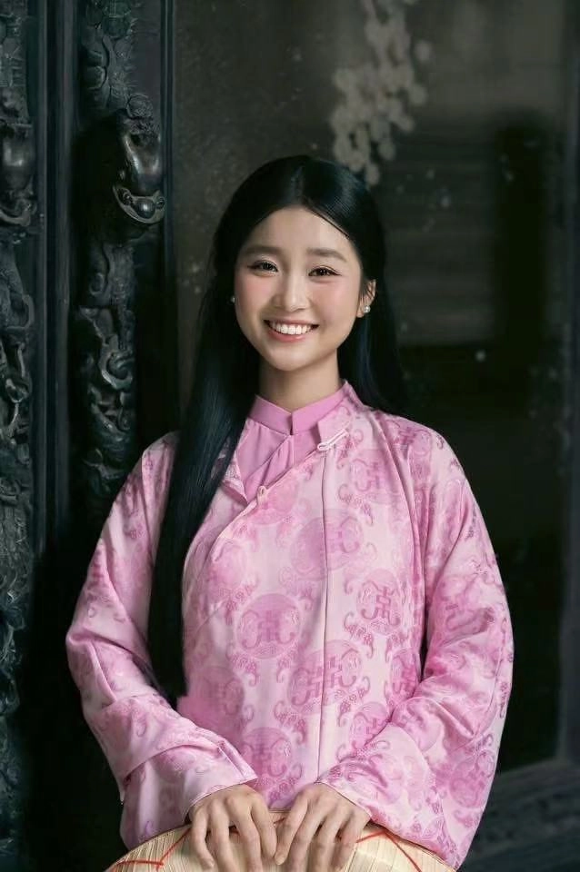 玲丹