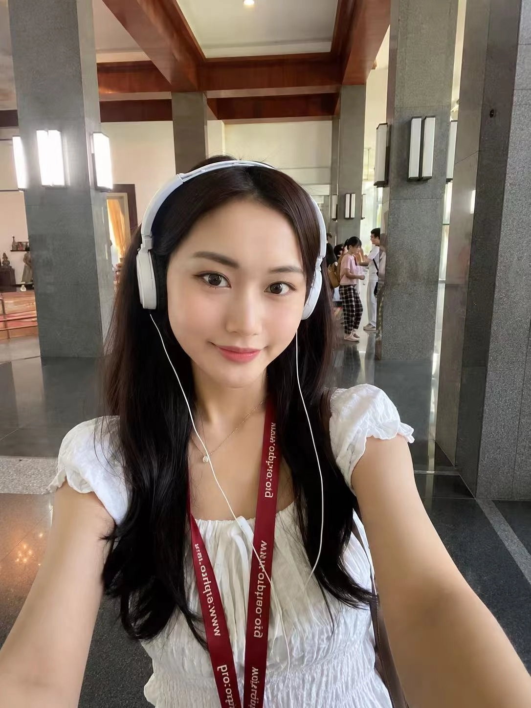 胡志明中越翻译Helen