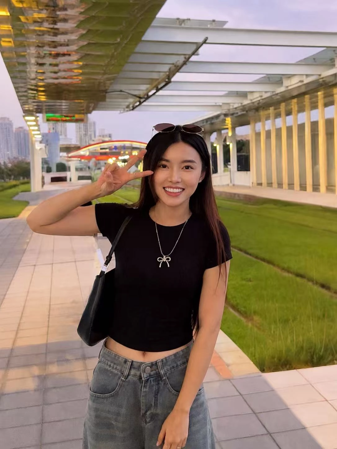 小钰胡志明个人照片1
