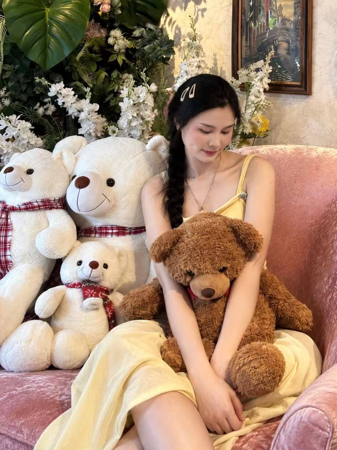 琼如胡志明个人照片2
