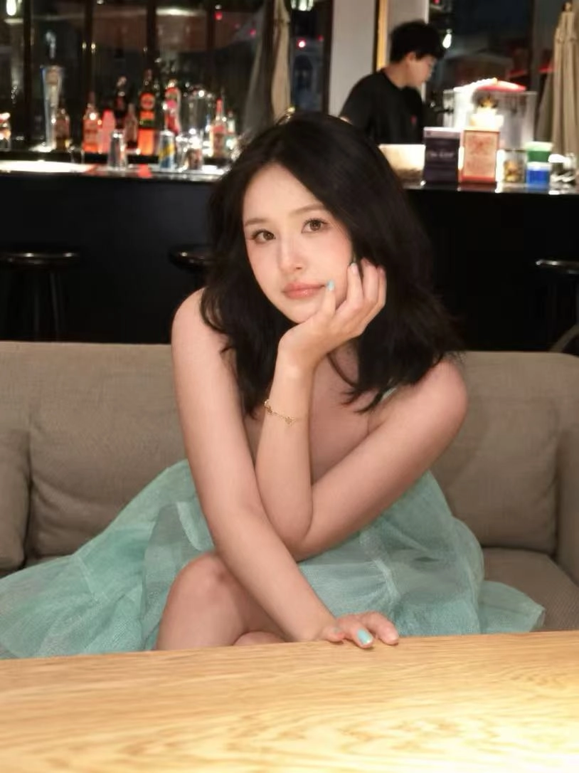 美玲胡志明个人照片4