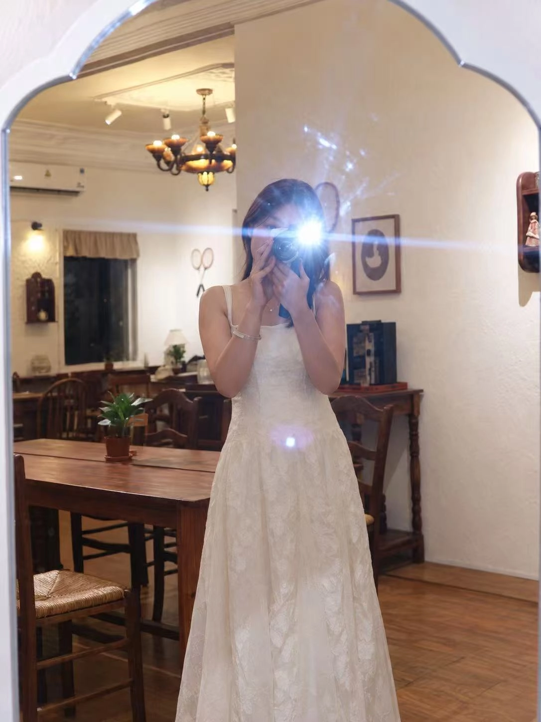 婉儿胡志明个人照片4