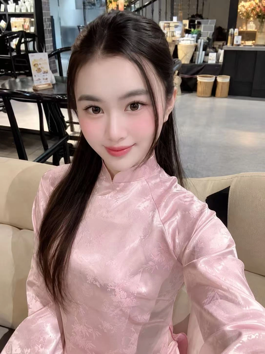 燕英胡志明个人照片4