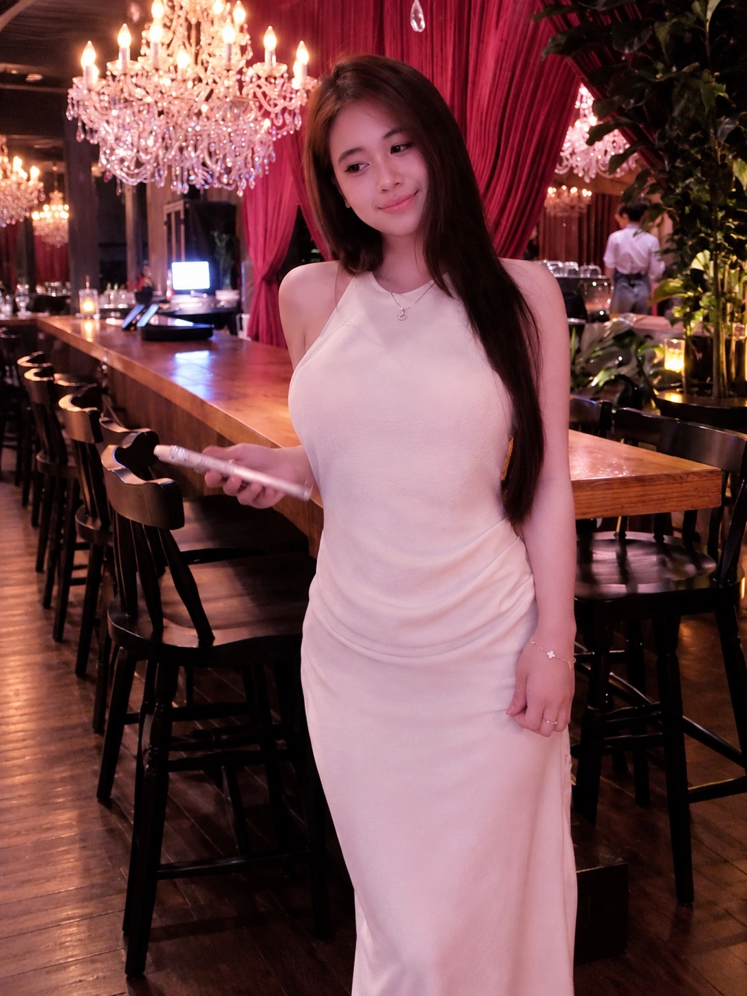 琼琼胡志明个人照片4