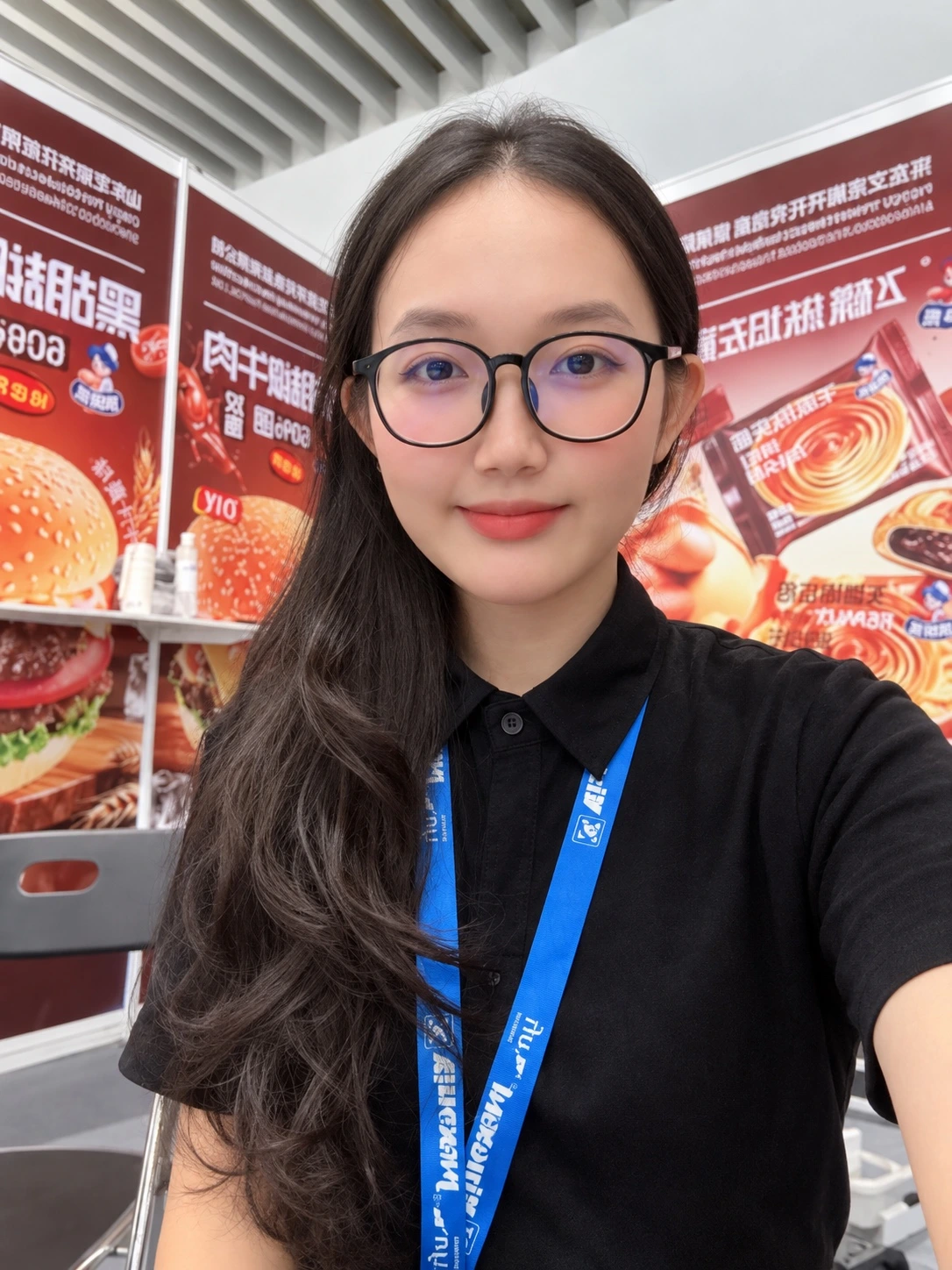 胡艳梅胡志明个人照片1