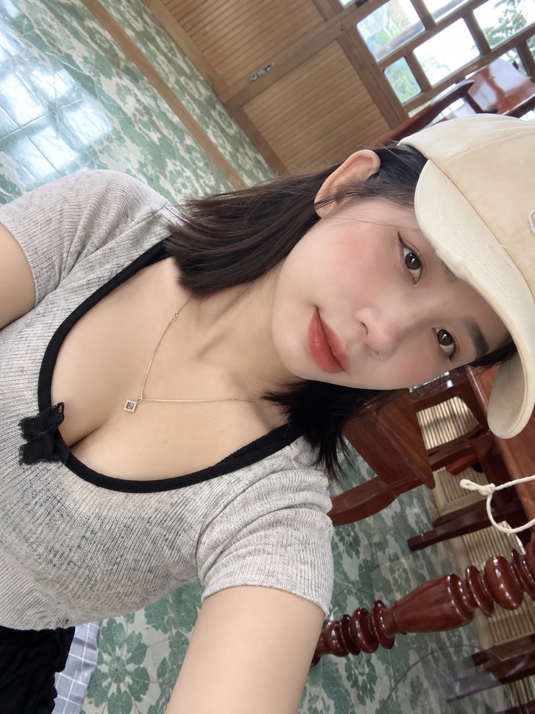 芽庄中文导游小菠萝